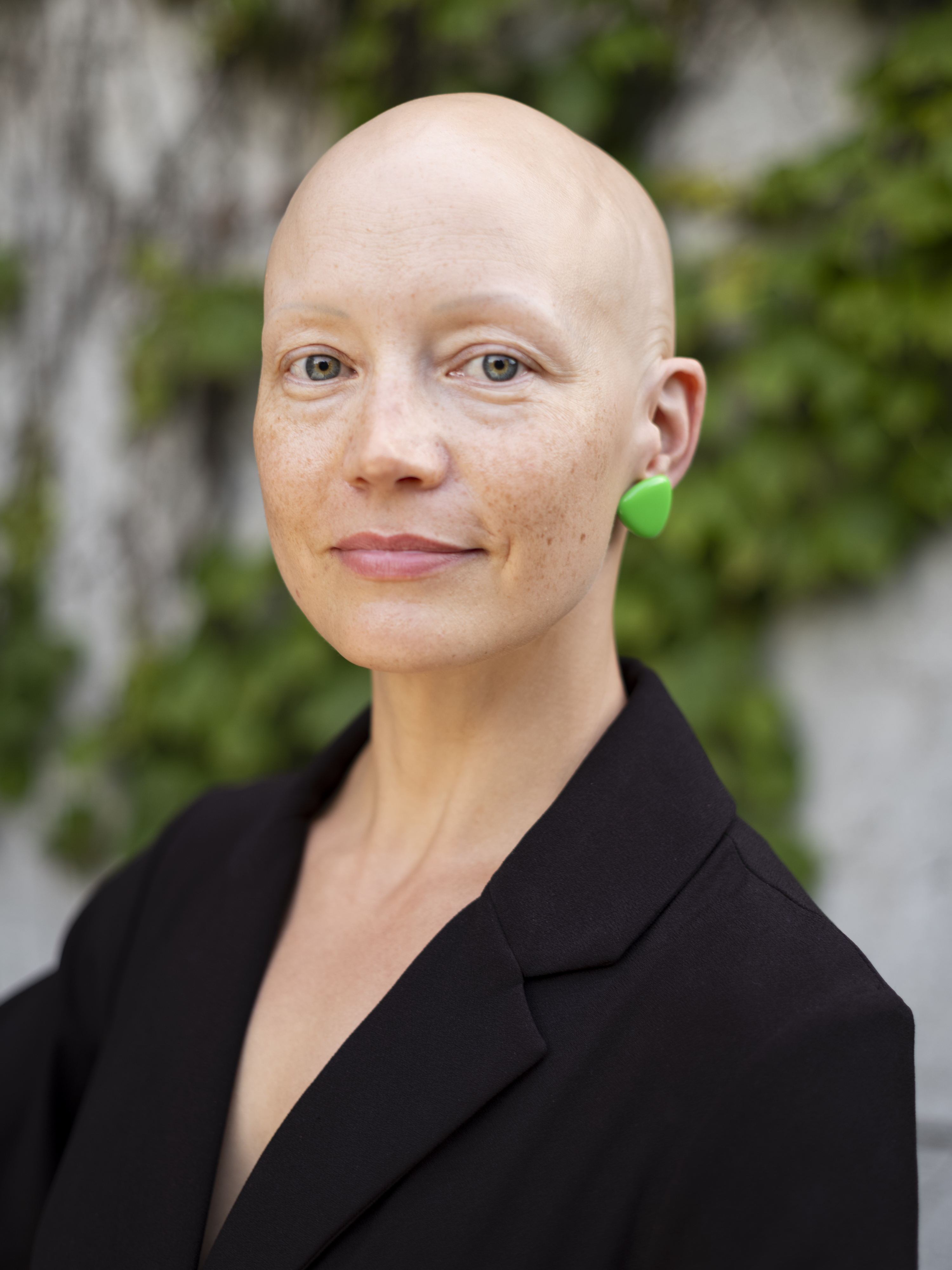 Headshot of Helen Phillips