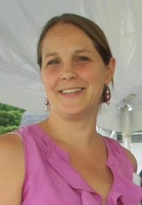 Headshot of Courtney Bethel